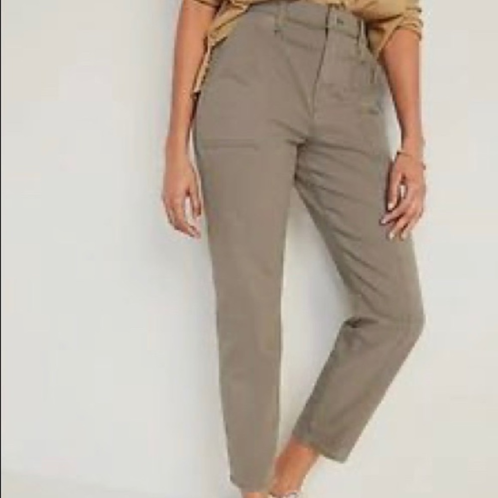 Extra High-Waisted Sky Hi Straight Pop-Color Utility Jeans for Women